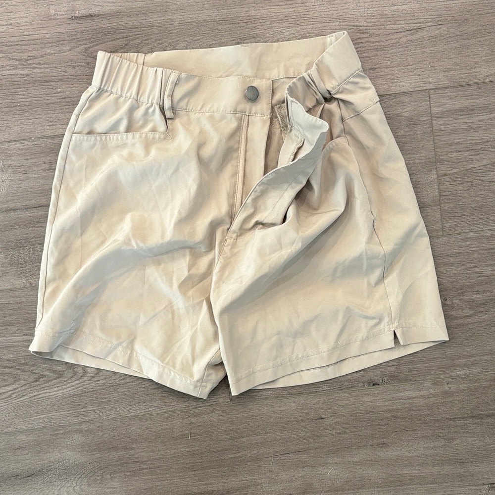 Khaki golf shorts
